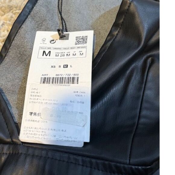 Zara NWT Faux Leather Pleated Pinafore Dress M Black Bloggers Favorite Viral - Picture 9 of 9